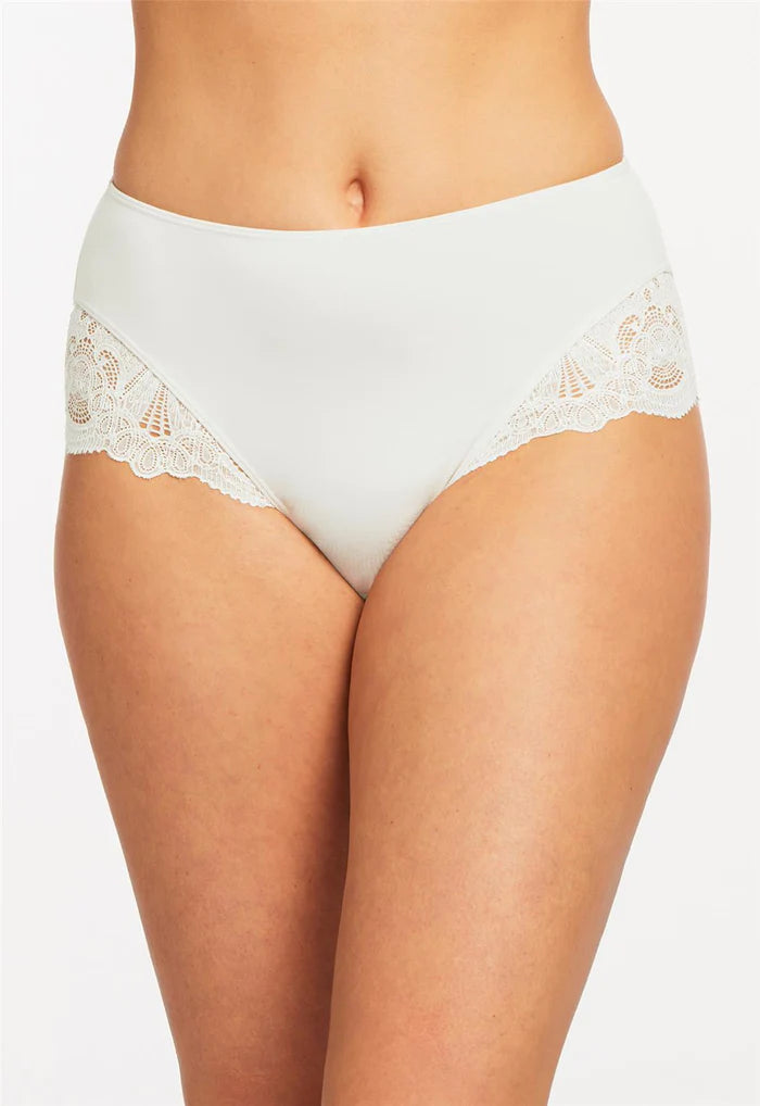 eco-friendly thong for green living-Fleur't Belle Epoque Panty