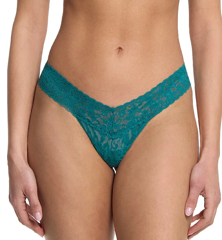 elegant panties for cocktail dresses-Hanky Panky Signature Lace Low Rise Thong (4911P) - Northern Lights