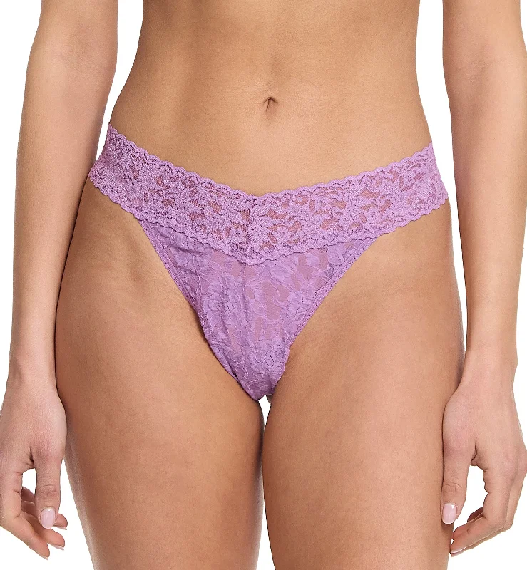 cute bear panties for women-Hanky Panky Signature Lace Original Rise Thong (4811P) - Venus