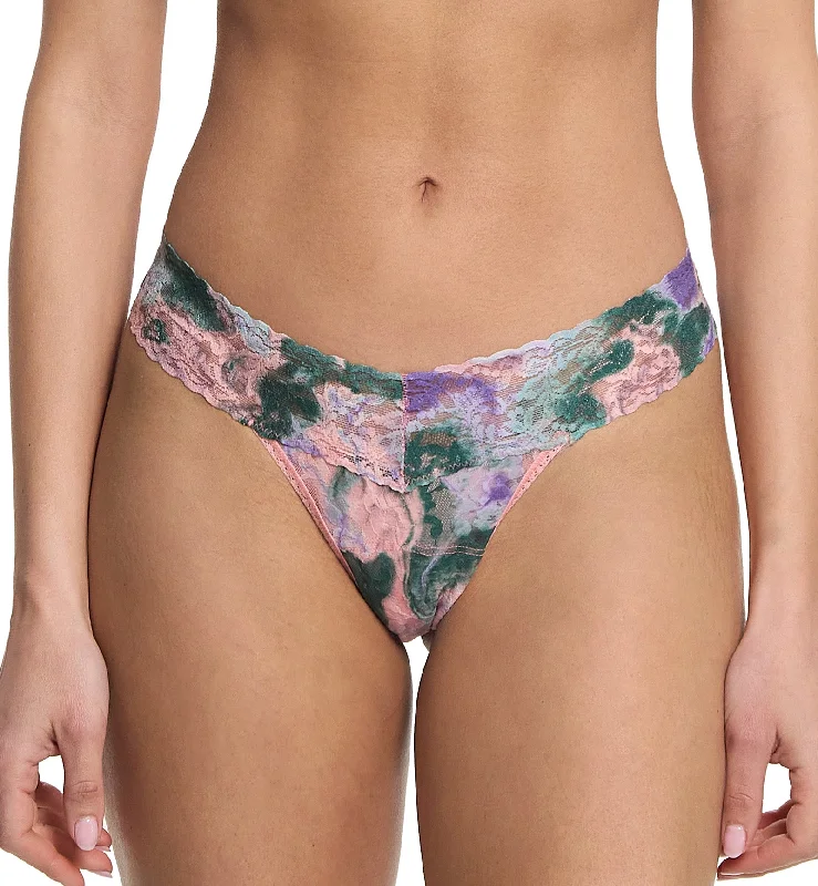 thin panties for summer dresses-Hanky Panky Signature Lace Printed Low Rise Thong (PR4911P) - Painter