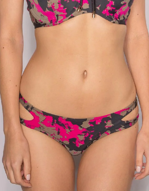 durable women’s briefs for travel-Pour Moi Glamo Camo Cut Out Bikini Brief Black/Pink